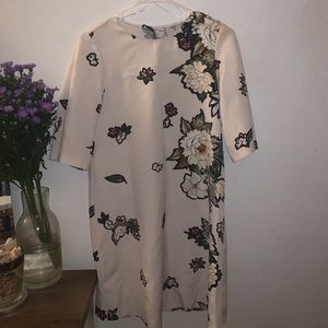 Floral Dress(Zara)